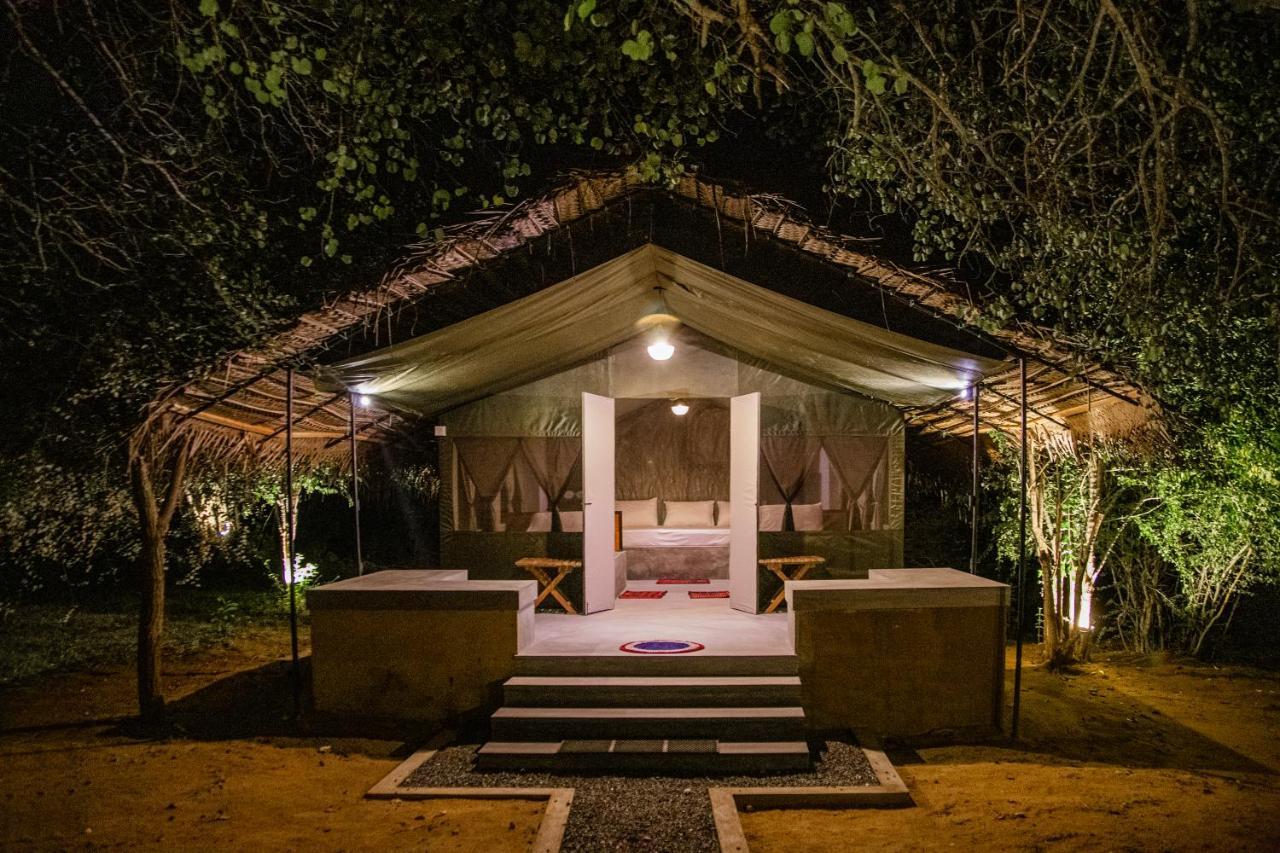 Yala Wild Hut - Yala Hotell Tissamaharama Exteriör bild