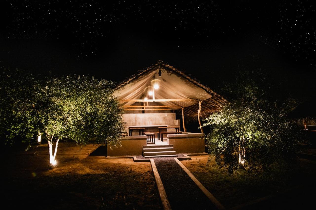 Yala Wild Hut - Yala Hotell Tissamaharama Exteriör bild