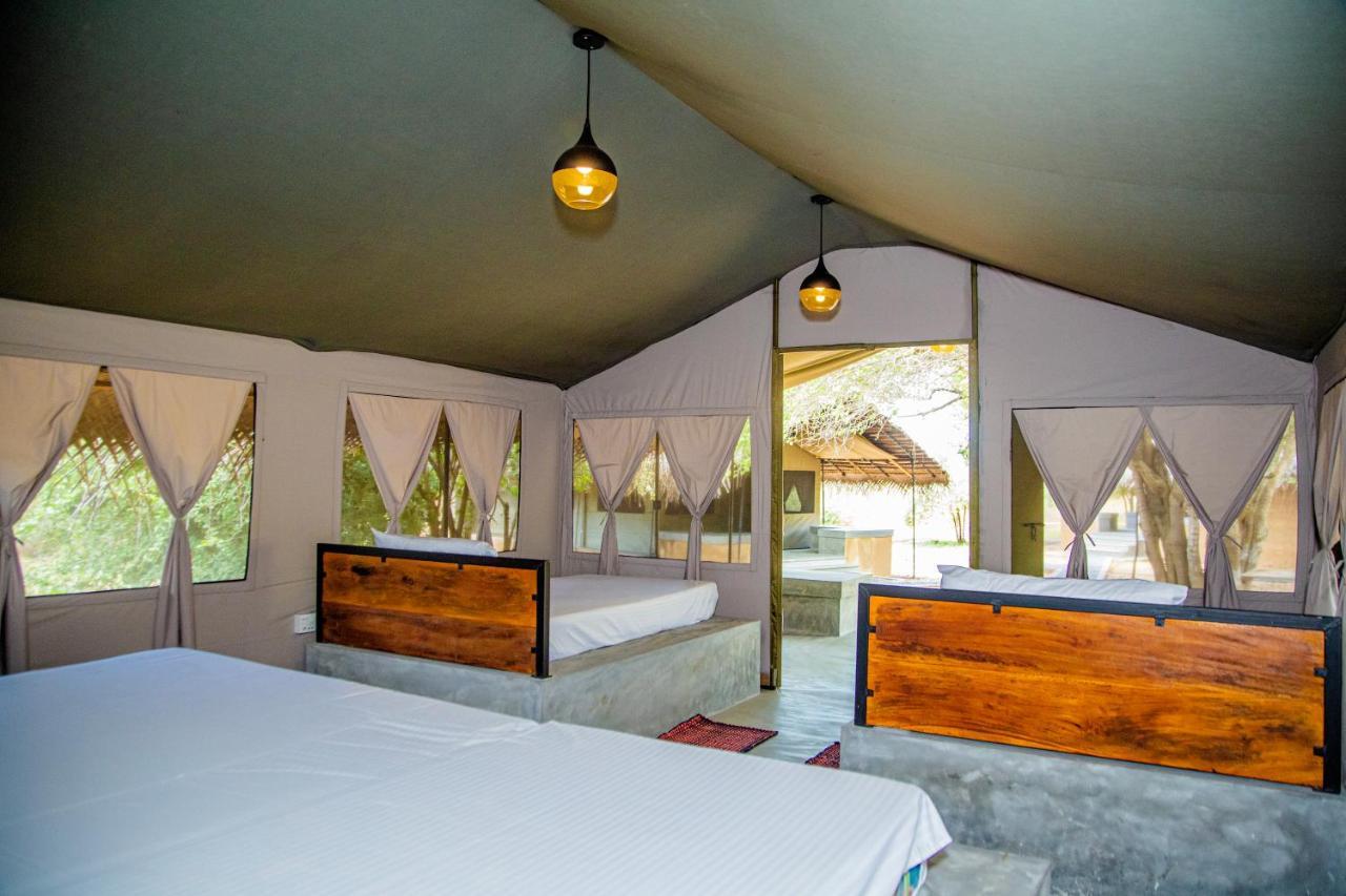 Yala Wild Hut - Yala Hotell Tissamaharama Exteriör bild