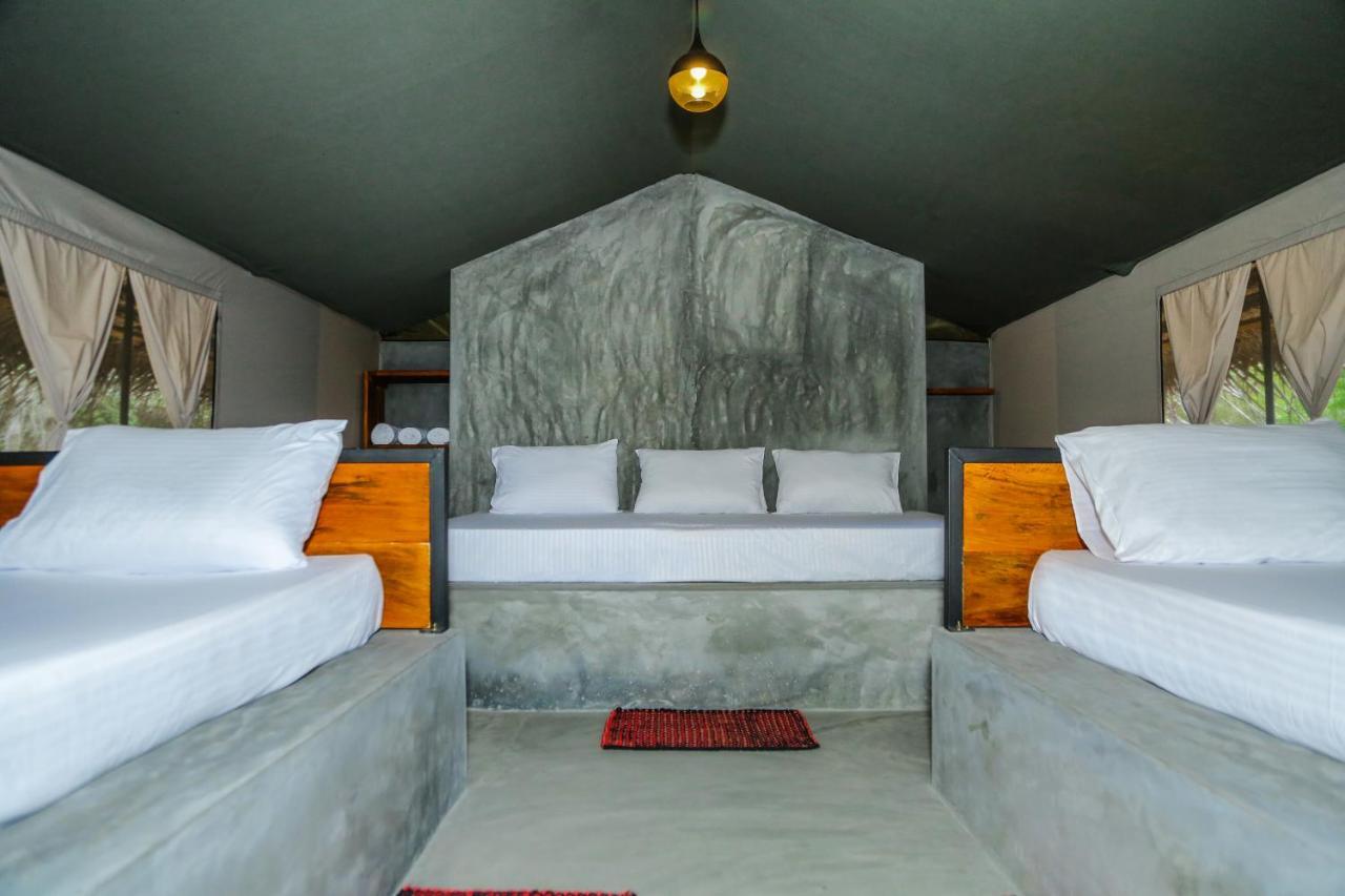 Yala Wild Hut - Yala Hotell Tissamaharama Exteriör bild