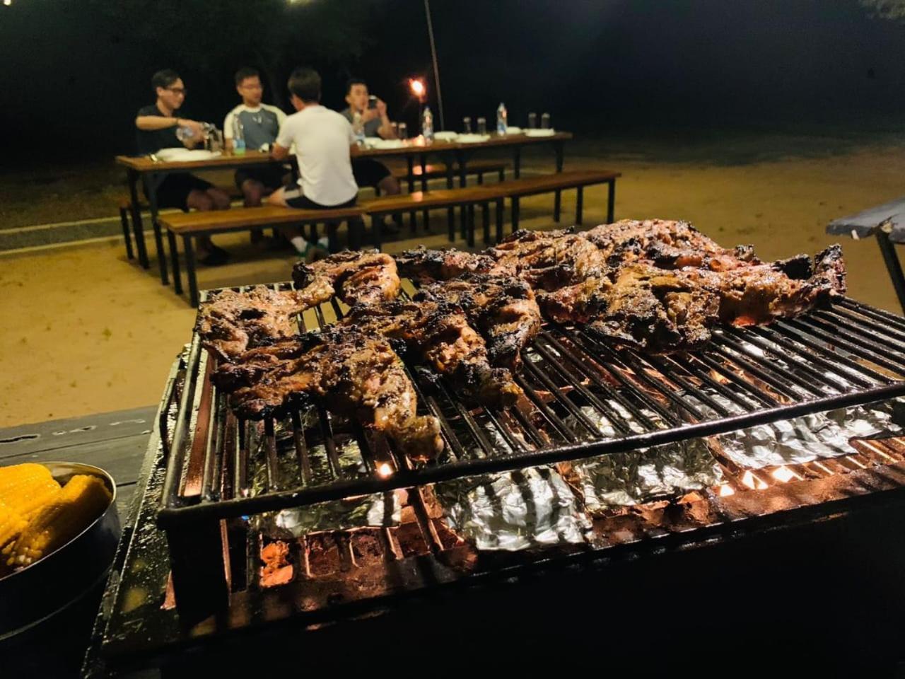 Yala Wild Hut - Yala Hotell Tissamaharama Exteriör bild